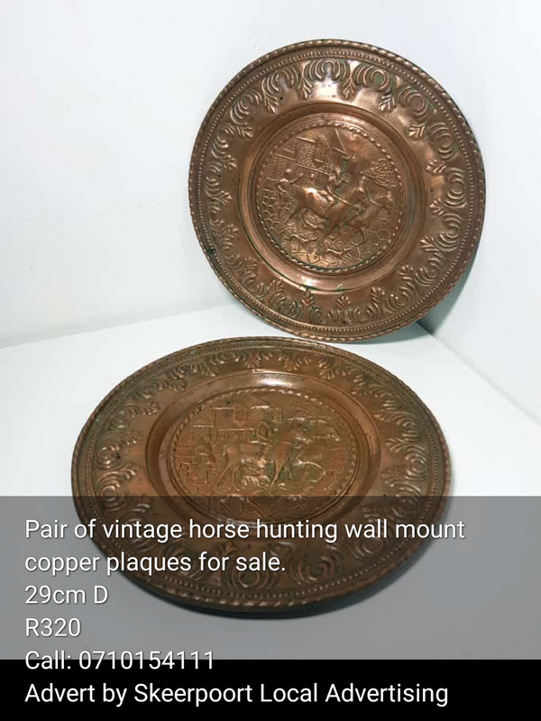 Pair if vintage horse hunting wall hanging copper plaques for sale