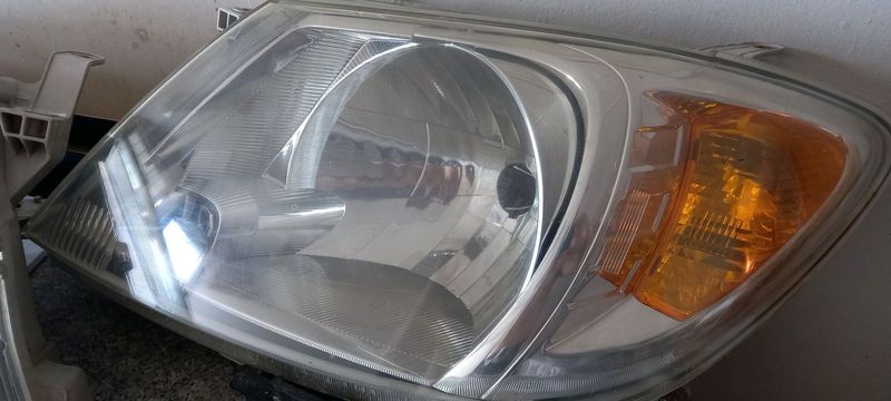 Bargain Buy 2005 - 2008 Toyota Hilux set of headlights for R800 for both... in good condition...