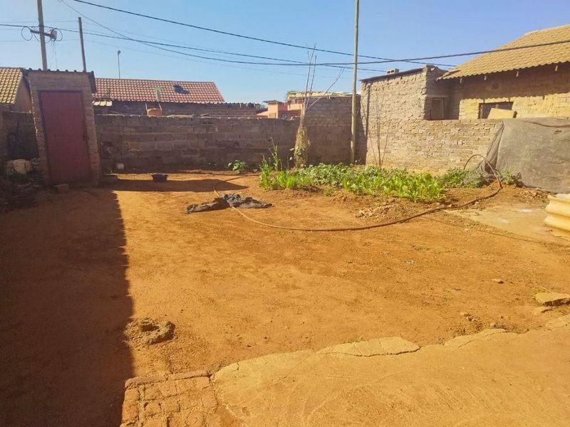 VACANT LAND FOR SALE IN ORANGE FARM