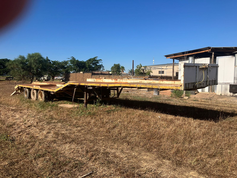 3 As / Axle Lowbed Trailer For Sale (008861)
