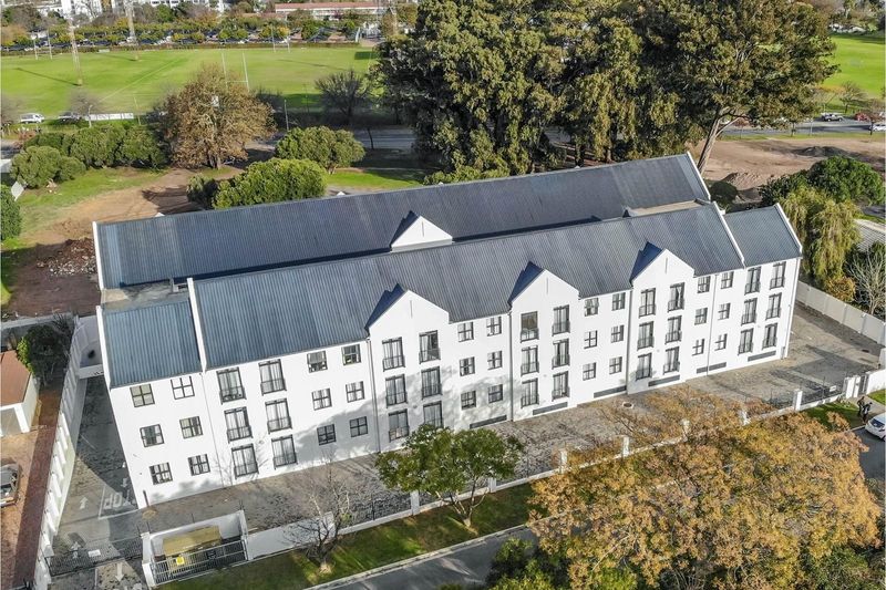 Style meets comfort: Affordable 2-bedroom apartment in Stellenbosch Central