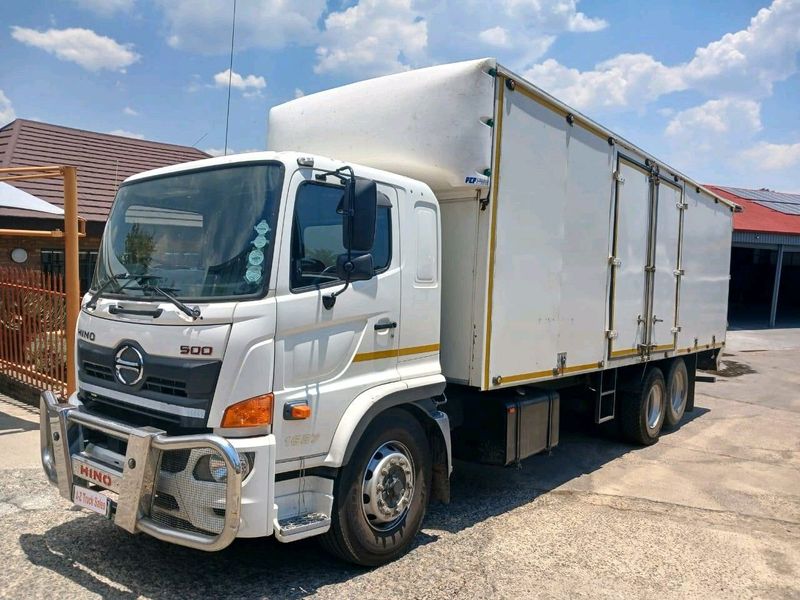Price Dropped&gt;&gt;&gt;2018 Hino 1627 16Ton Tag Axle Volume Body