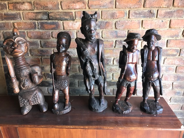Beautiful hand-crafted African art pieces. Smallest is 600 high and tallest is 750 high. Price: R500