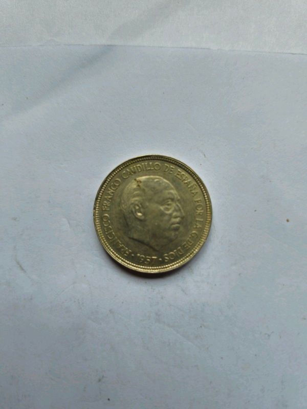 1957 Rare Spanish 5 Ptas Collectible Coin
