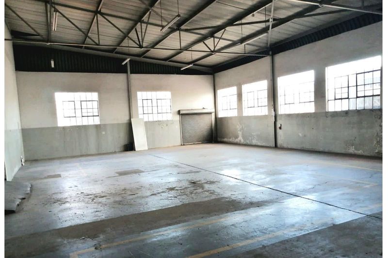 VEREENINGING * COMMERCIAL BUILDING * R 2 420 000.00 * PROPERTY SIZE 825SQM