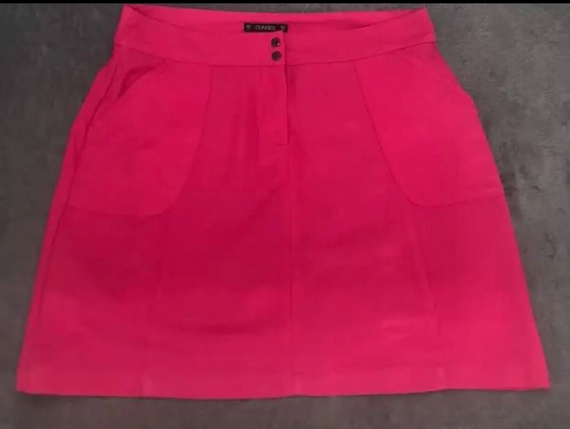 Brand New Ladies DUNNES Golf Skirt - Size UK 12