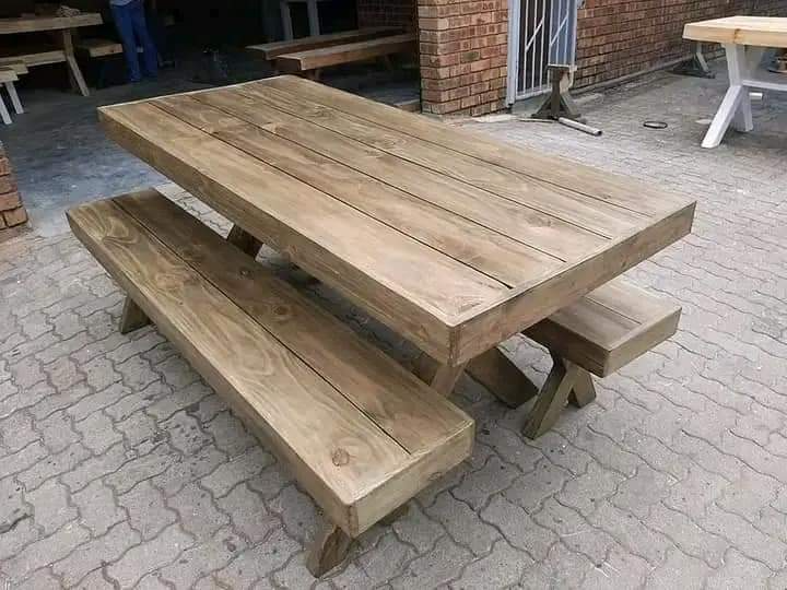 OUTDOOR BENCHES