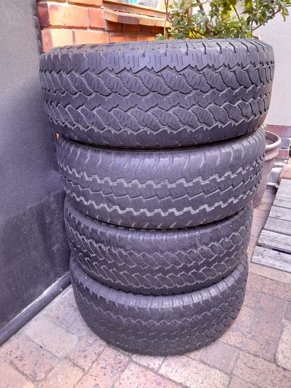 265/65/17 AT tyres