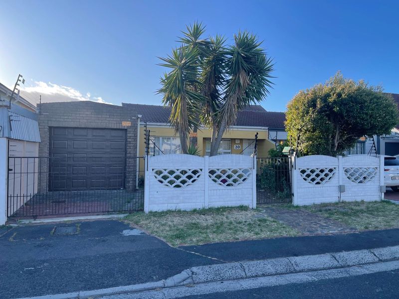 3 Bedroom House for Rental in Penlyn Estate, Cape Town