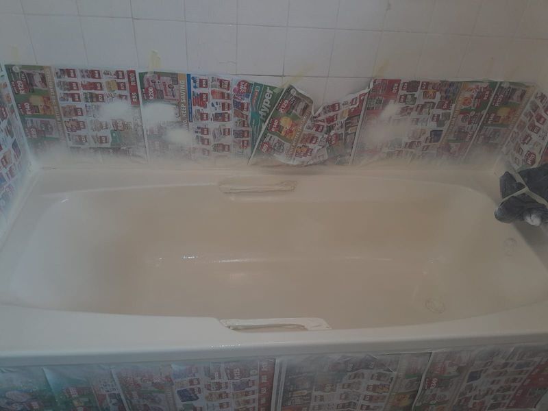 Re enamelling bathtubs