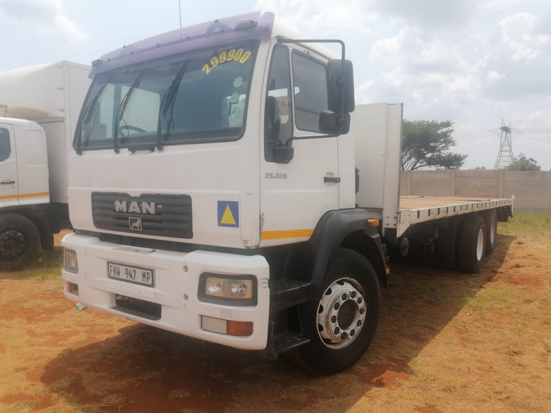 2007 MAN   25-220 FLATBED TRUCK FOR SALE (T36)