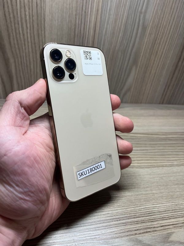 iPhone 12 Pro 128 GB Gold Available - (CLEARANCE SALE) (R10 000)
