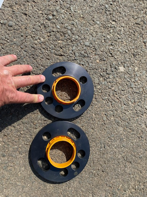 Wheel Spacers Mag Rim 15 mm Thick set