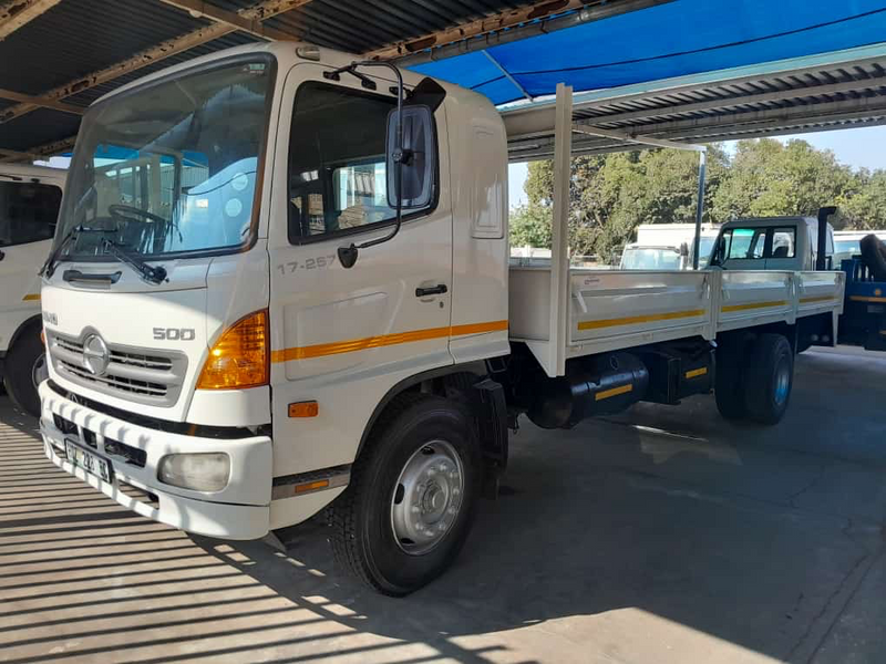 Hino 17257 drop side in a very good condition for sale at an affordable cost