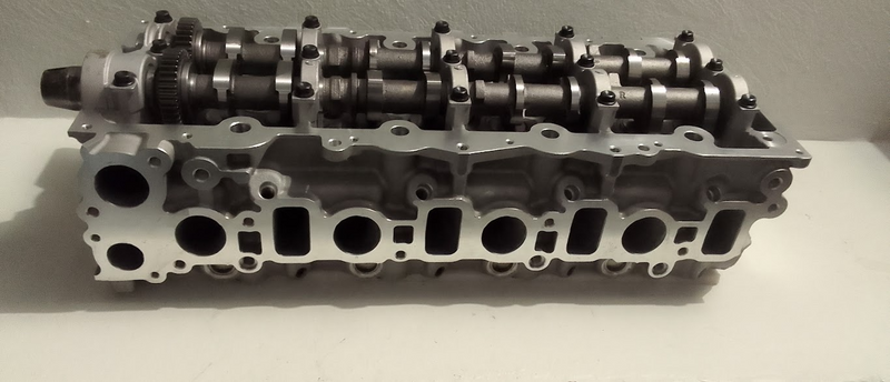 THE CYLINDER HEAD IS BARE FOR TOYOTA HILUX BAKKIE 2.5D4D (2KD) AND IS AVAILABLE IN STOCK CONTACT ME.