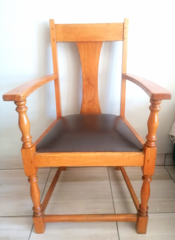 Oak arm chair for sale