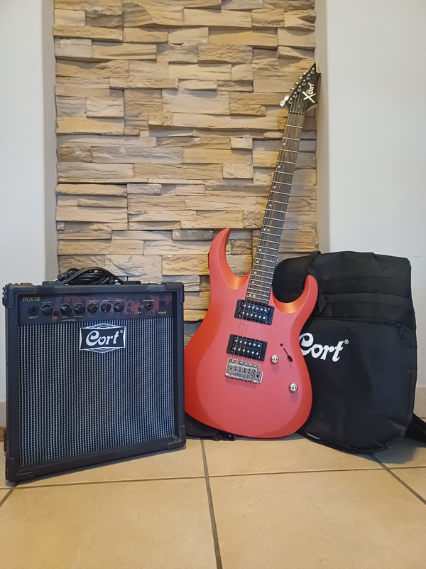 XCort A1 Guitar and Amp