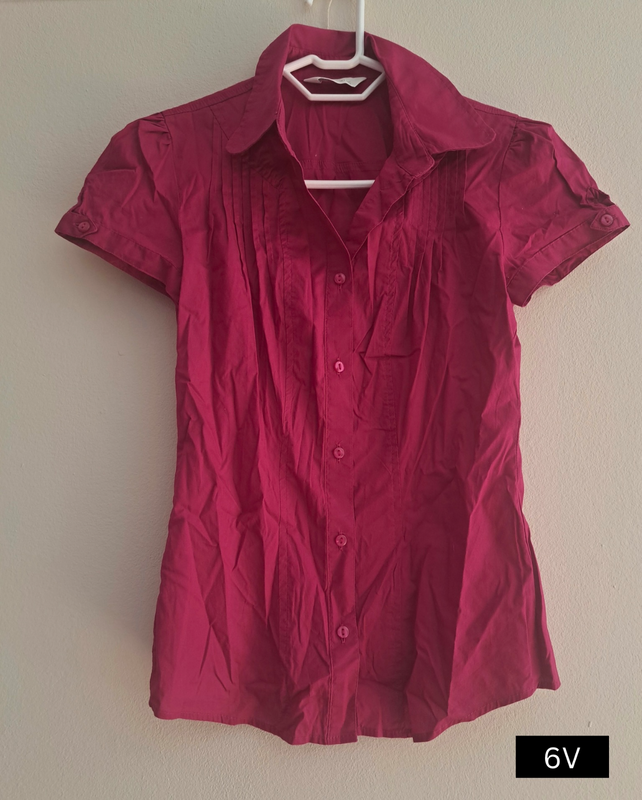 Woolworths ladies short sleeve blouse, size 8