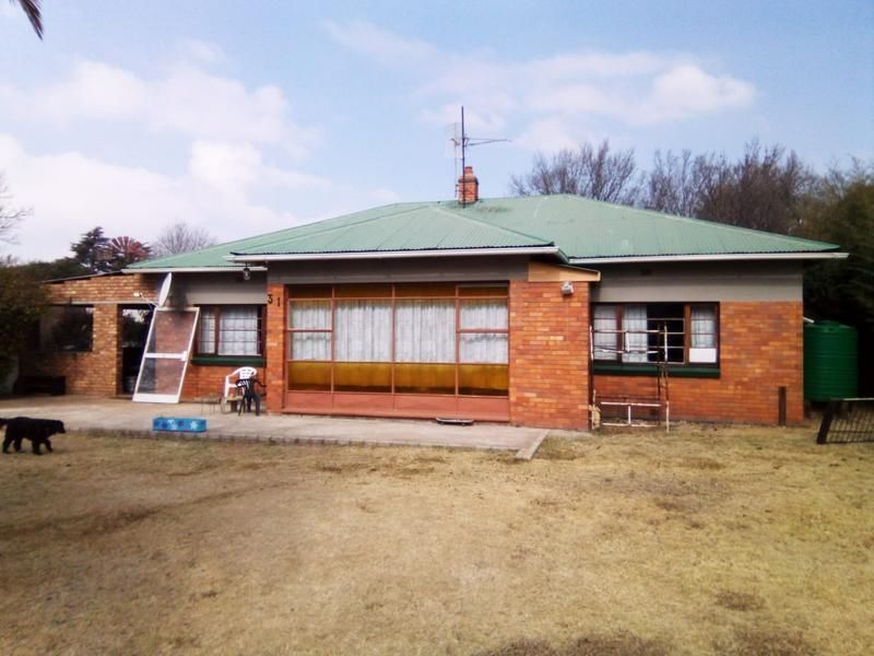 One of a kind small holding for sale in Brakpan Investors dream!
