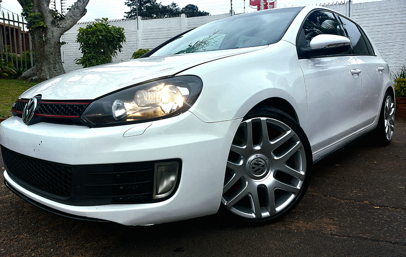 2012 GOLF 6 GTI -155kw  Manual 19 Inch Alloys