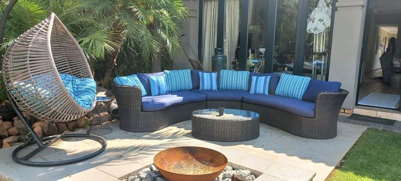 PATIO FURNITURE PROTECTION COVERS