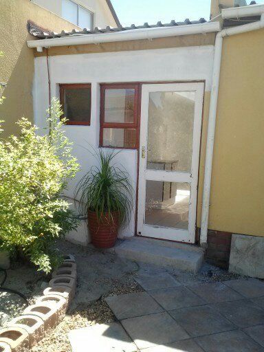 Separate entrance to rent