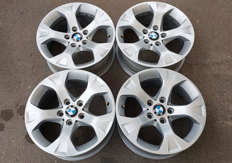 17 inch OEM BMW 1 series Alloy Wheels
