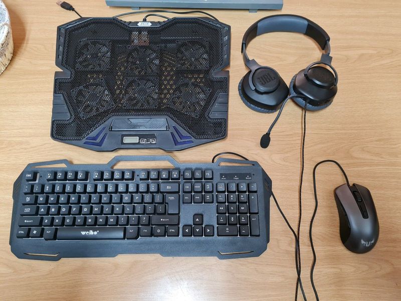 Gaming accesories for sale
