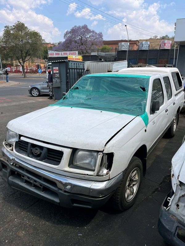 Nissan Hardbody 2.4 12valve 2x4 Stripping for Parts