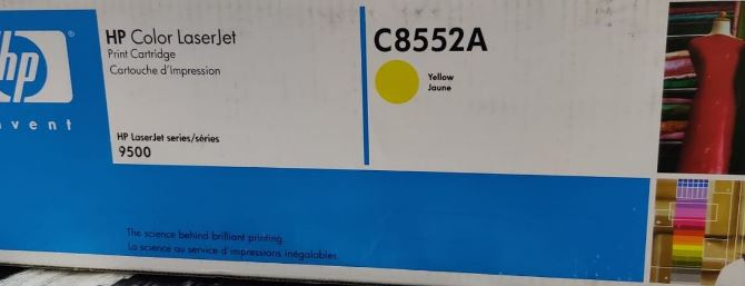 HP LaserJet C8552A Yellow* ONLY R800