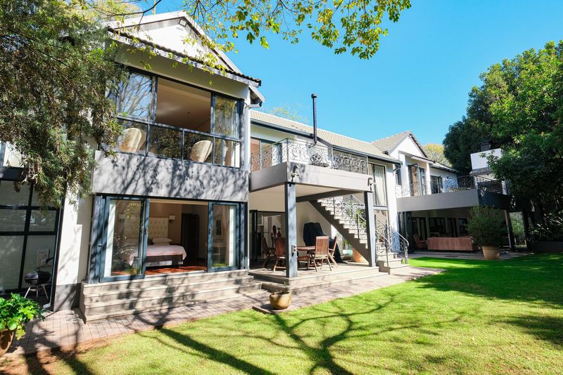 Magnificent large home for rental - Illovo