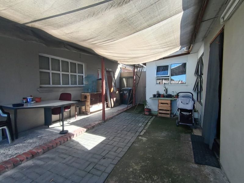 House For Sale in Electric City, Eersterivier