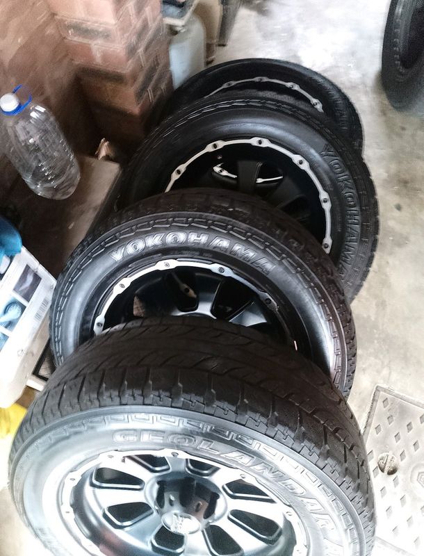 20 inch bakkie mags with yokohamme tyres