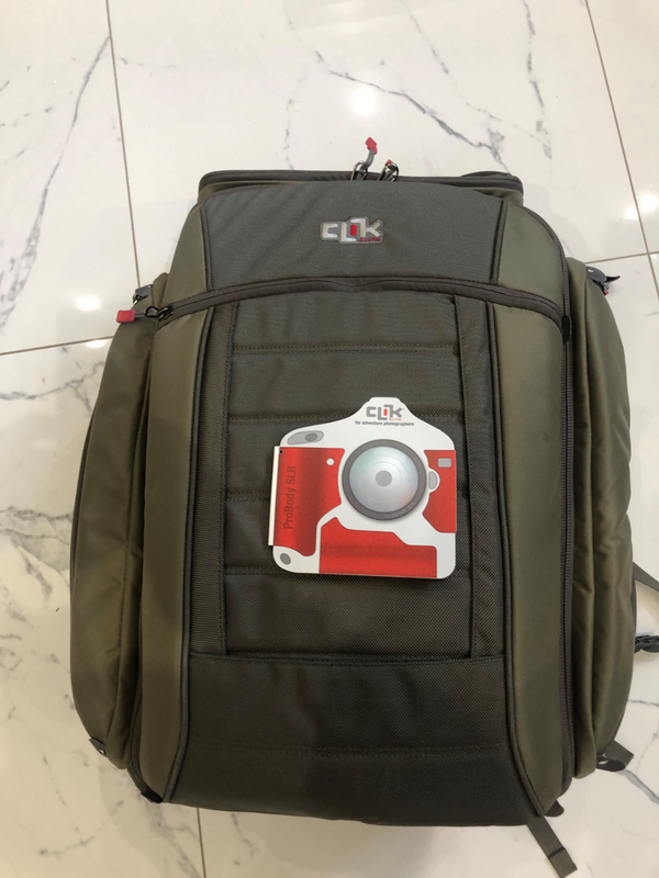 CLIK ELITE ProBody SLR Cameral Bag &#43; Free Vanguard Camera Carry Case R 500 OFF