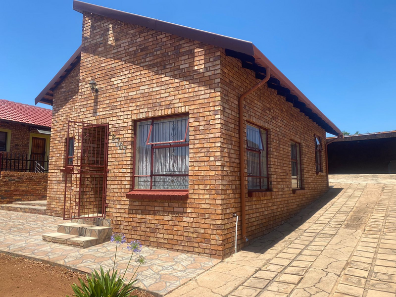 3 bedrooms house for sale Morula view Pretoria