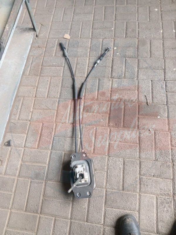 Fiat Palio 1.2 Gear Selector&#43;Cables For Sale