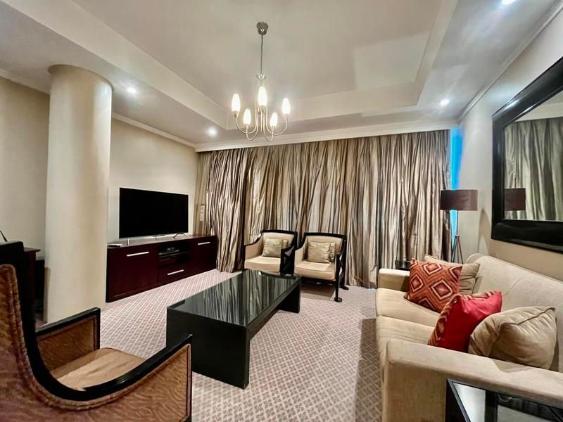 Luxury Raphael Penthouse Suites1 bedroom executive apartment right on top of Mandela Square