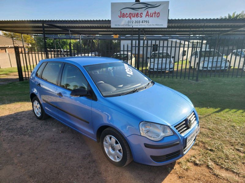 Volkswagen Polo 1.6i only 164000km