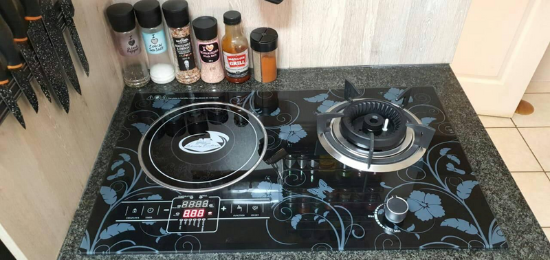 Gas/Induction cooktop - Perfect for Loadshedding