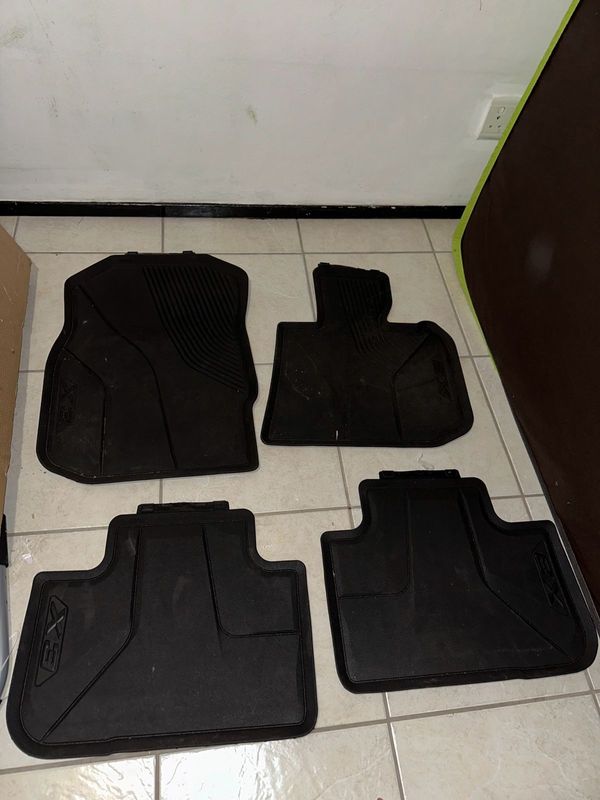 BMW x3 ORIGINAL rubber mats from BMW dealership