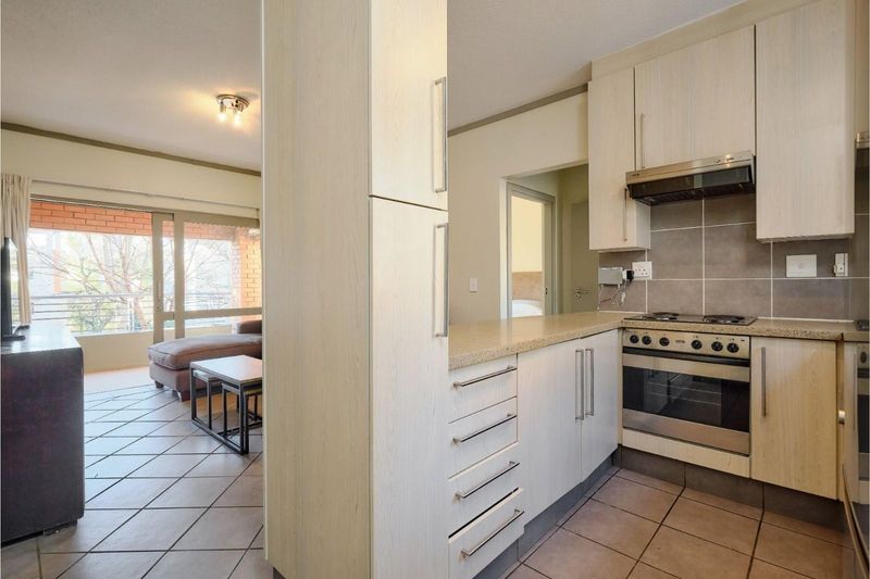 Private and secure 1-bedroom apartment in The Nicol Bryanston.