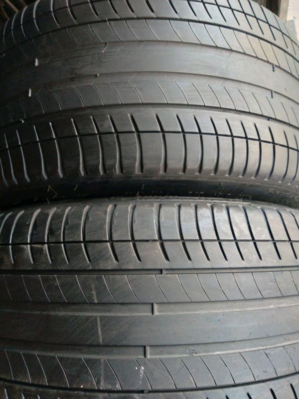 2x 275/35/19 run flat Michelins Tyres 85%tread excellent conditions