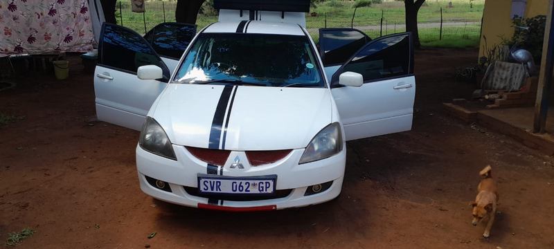 2005 Mitsubishi Lancer Sedan