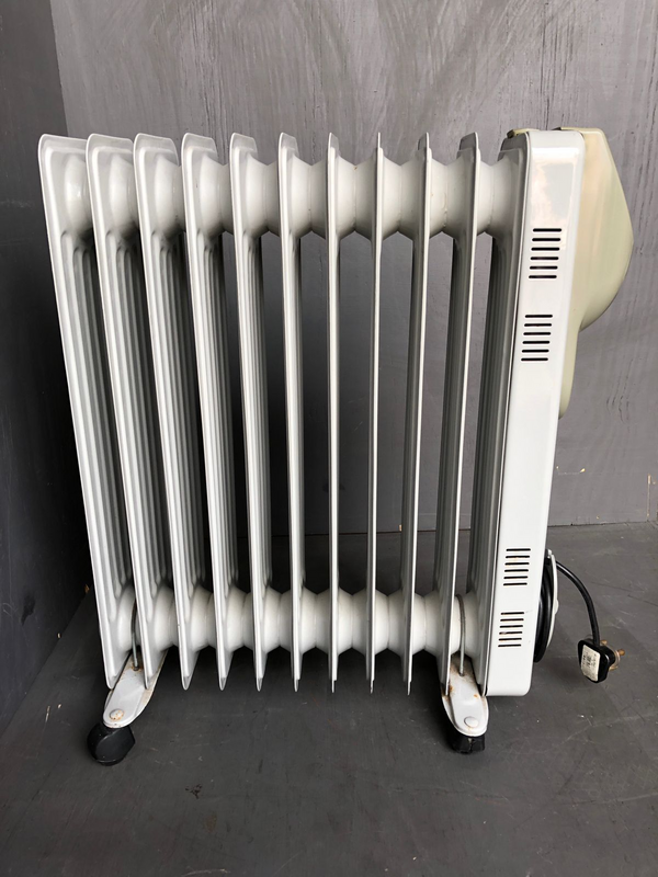 10 Fin Airforce  Oil Heater with timer display - PRICE DROP- A41808