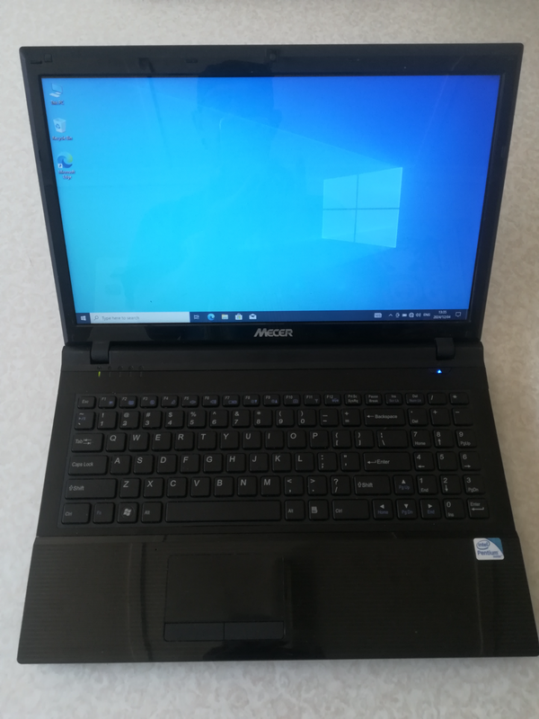 Mecer Intel  2.2GHZ, 8GB, 256SSD, Windows 11 licensed