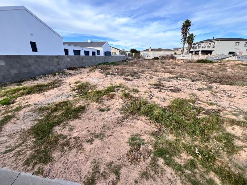 Vacant land for sale in Country Club, Langebaan, offering 728m2 of prime space for your dream home b