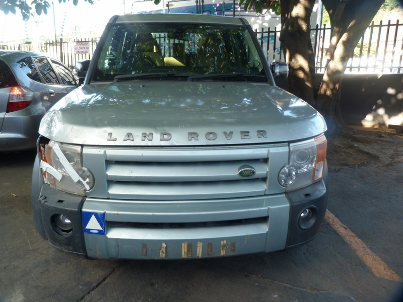 Land Rover Discovery 3  TDV6 SE AT Silver - 2008 STRIPPING FOR SPARES