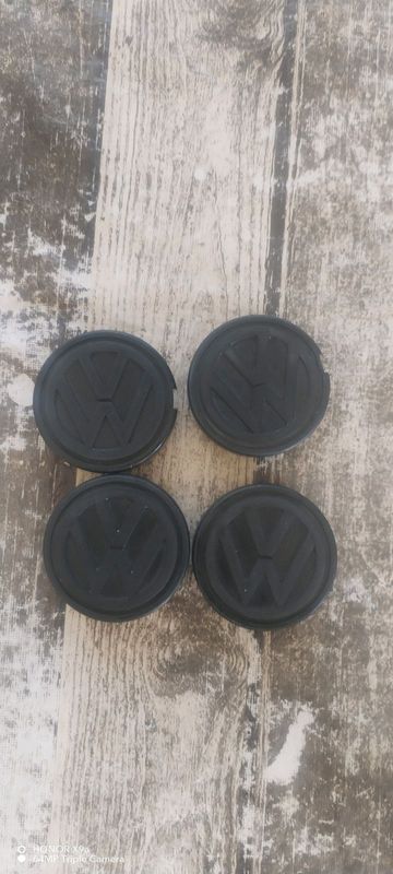 Original VR6 center caps for sale 300