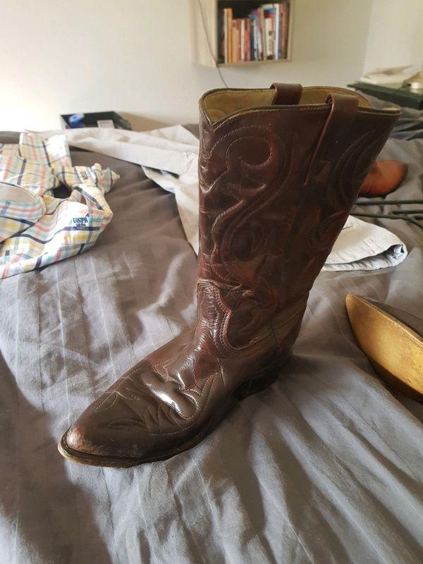 Real leather cowboy boots imported from USA.