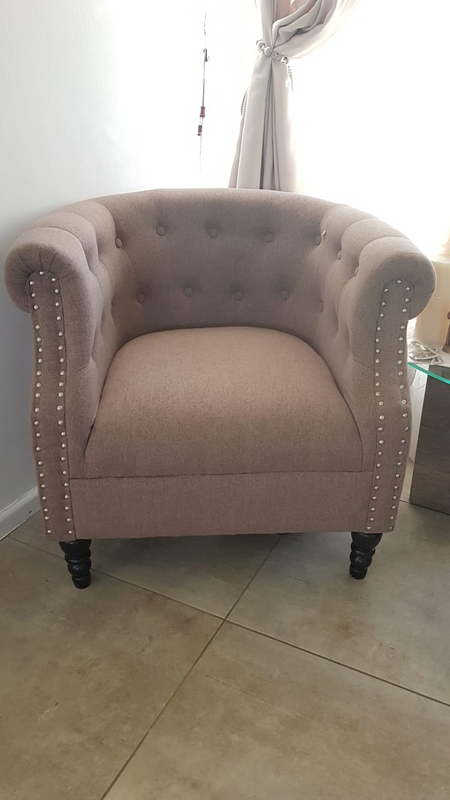 Seater round chair